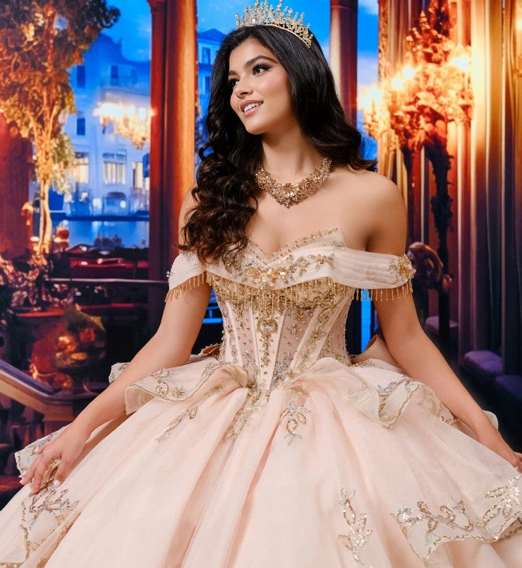 Princesa by Ariana Vara PR30193