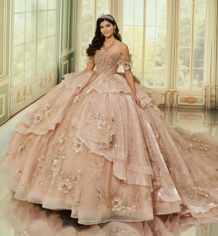Princesa by Ariana Vara PR70106