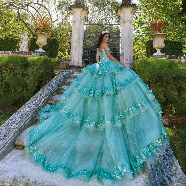 Princesa by Ariana Vara PR30131