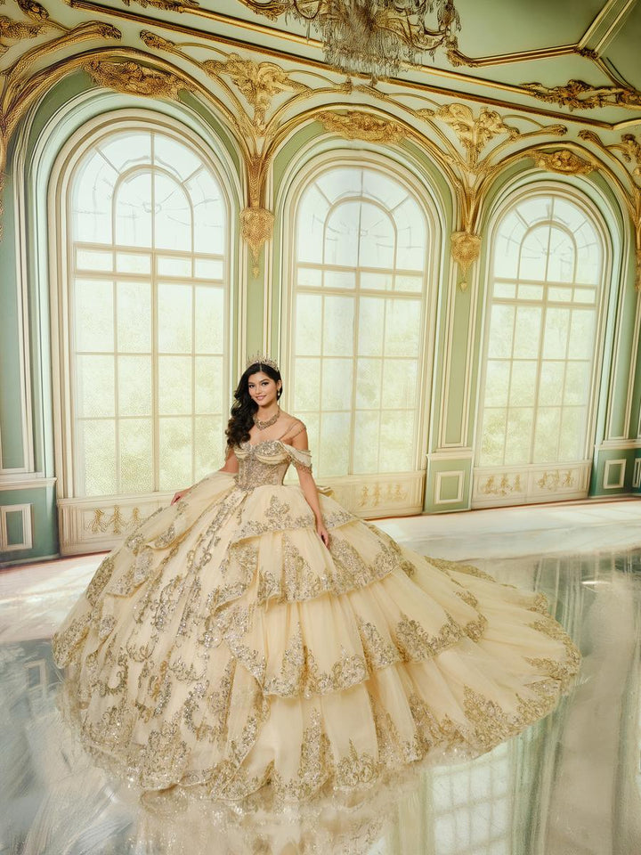 Princesa by Ariana Vara PR30205