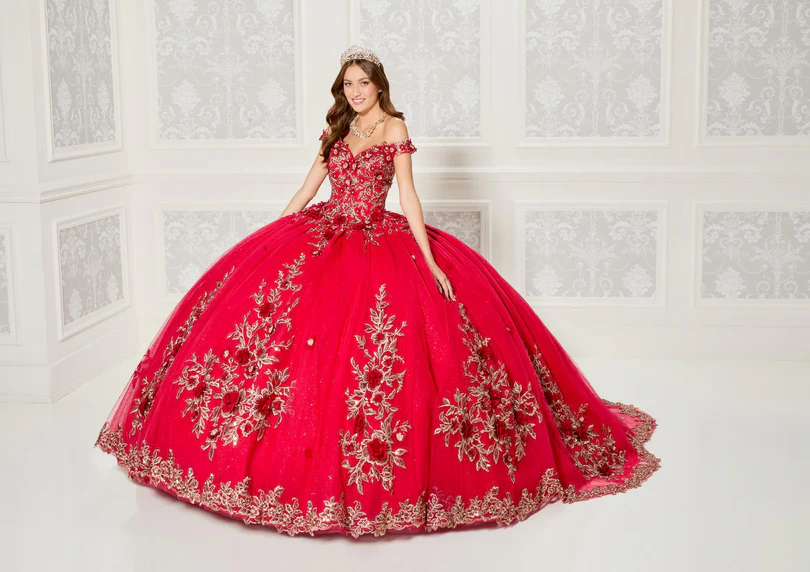 Ariana Vara Princesa PR30114 quinceañera dress in Statesboro boutique