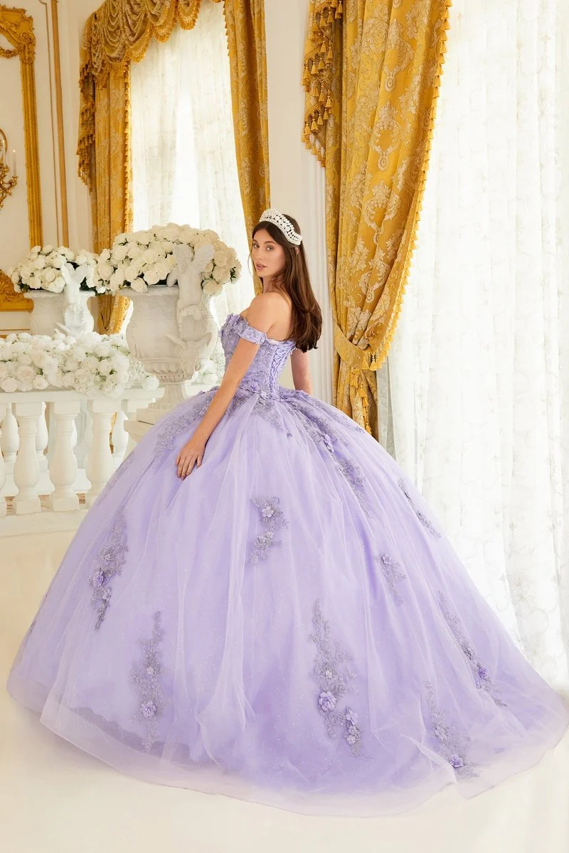 LA Divine 15702