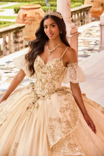 Princesa by Ariana Vara PR30161
